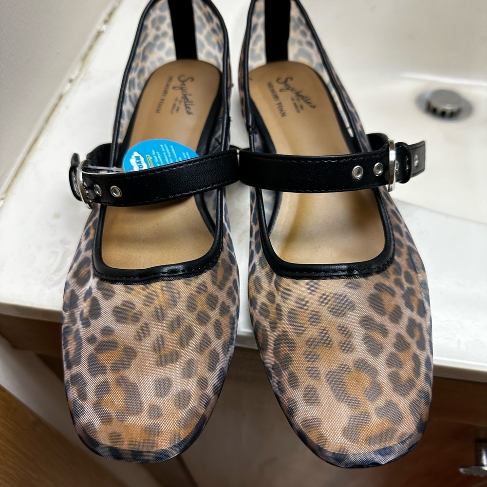 Seychelles Brown and Black Flats with Adjustable Strap